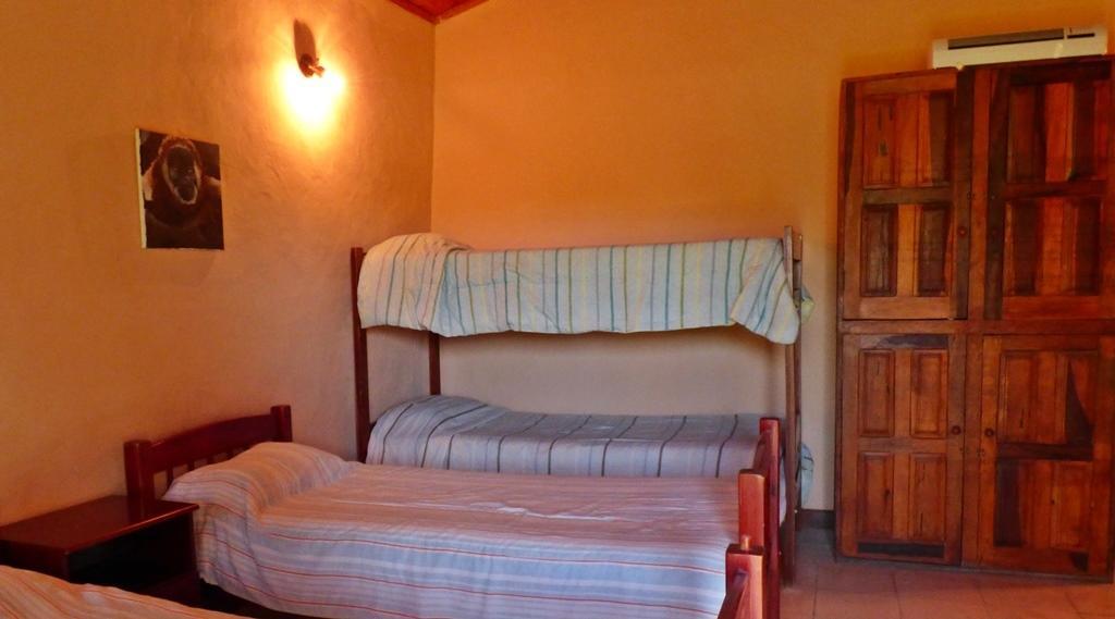 Posada El Yacare Colonia Carlos Pellegrini  Phòng bức ảnh